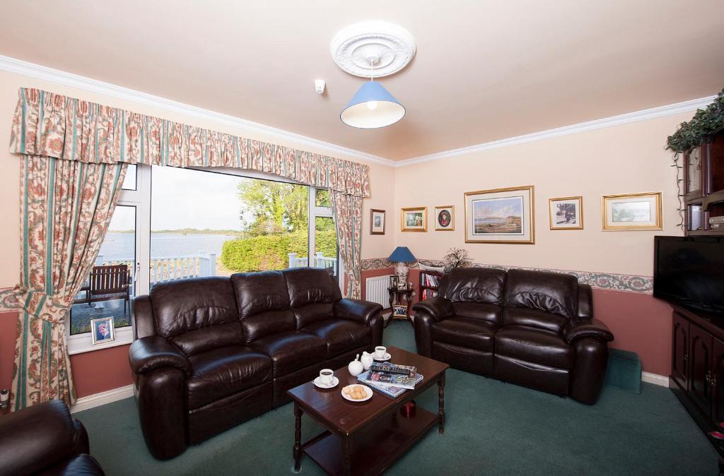 Couette-café The Waterfront House Country 3*