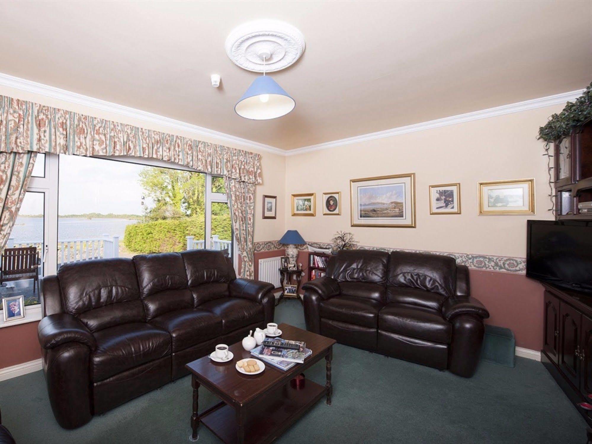 Couette-café The Waterfront House Country Oughterard