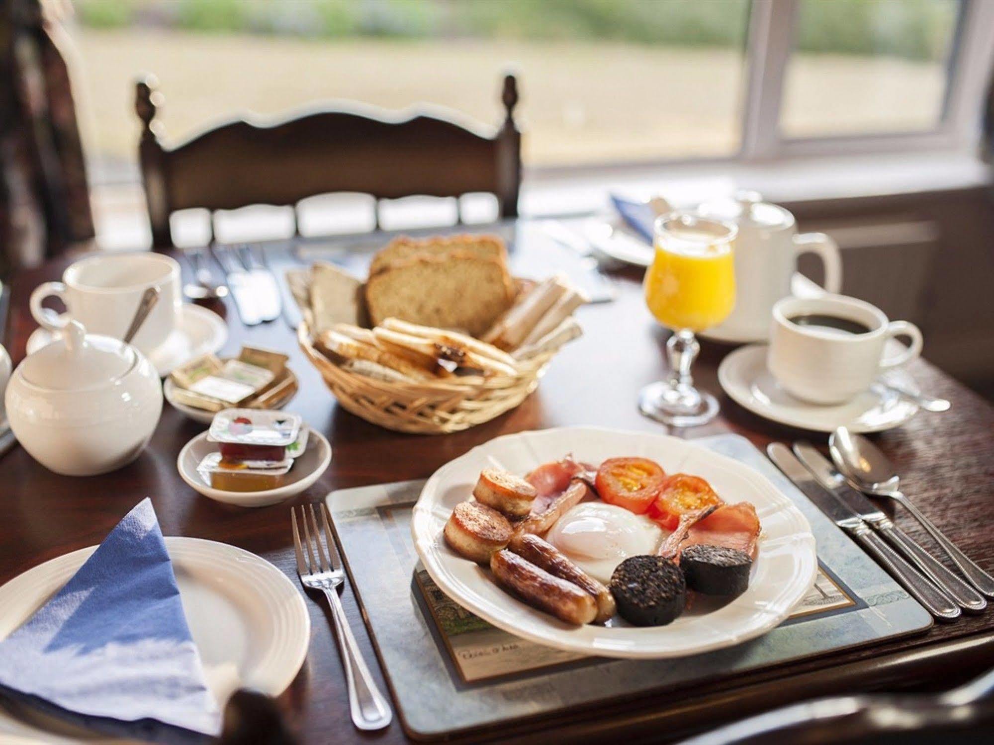 Couette-café The Waterfront House Country 3*
