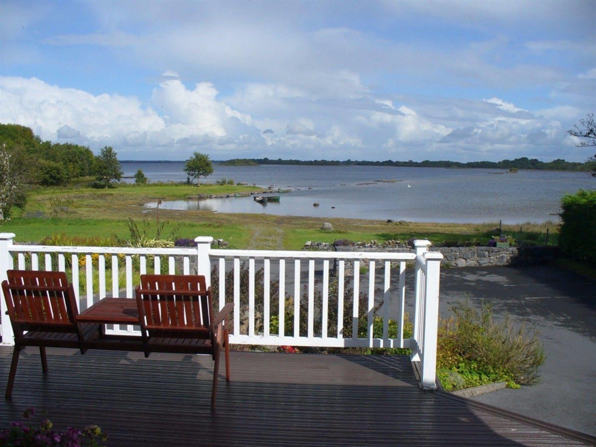 Couette-café The Waterfront House Country 3*